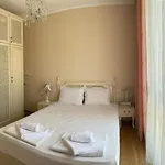 Izida Palace מלון דירות סאני ביץ'