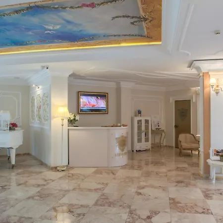 Izida Palace Ξενοδοχείο με διαμερίσματα Σάνι Μπιτς