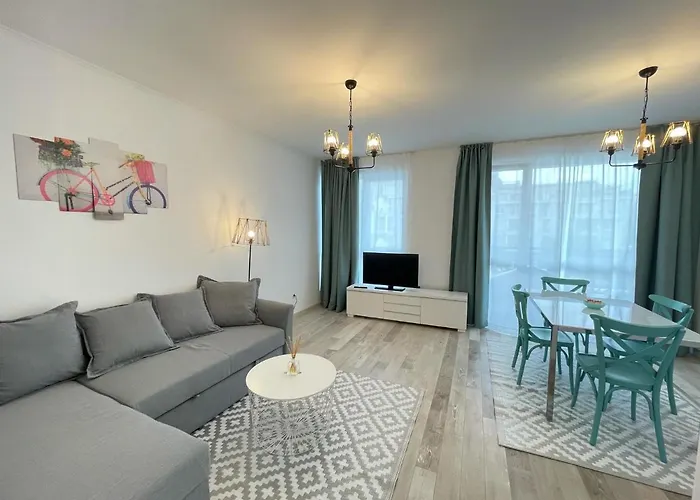 Izida Palace סאני ביץ'