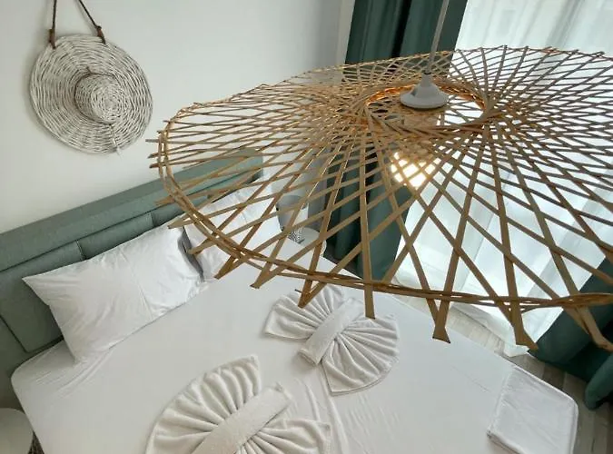 מלון דירות Izida Palace סאני ביץ'