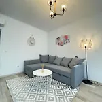 Izida Palace Apartmanhotel