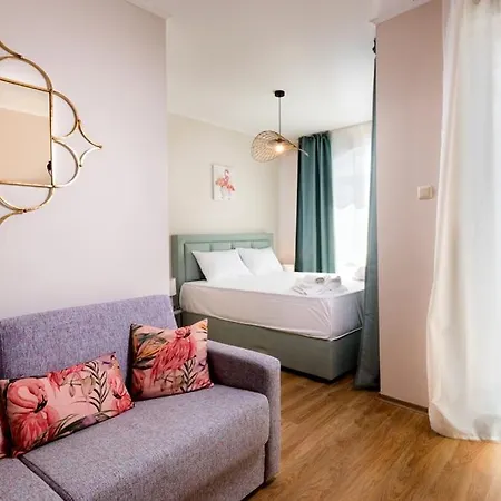 Izida Palace 3* Napospart