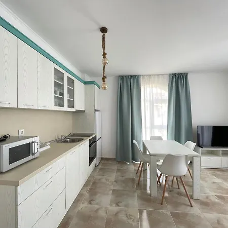 Hotel apartamentowy Izida Palace Słoneczny Brzeg